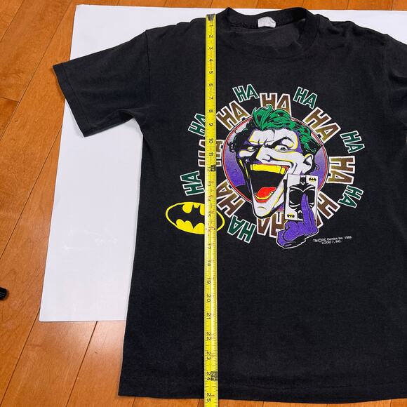 Vintage 1989 The Joker Comic T Shirt Medium Tee DC Comics 80s DC Comics Batman - Picture 13 of 16
